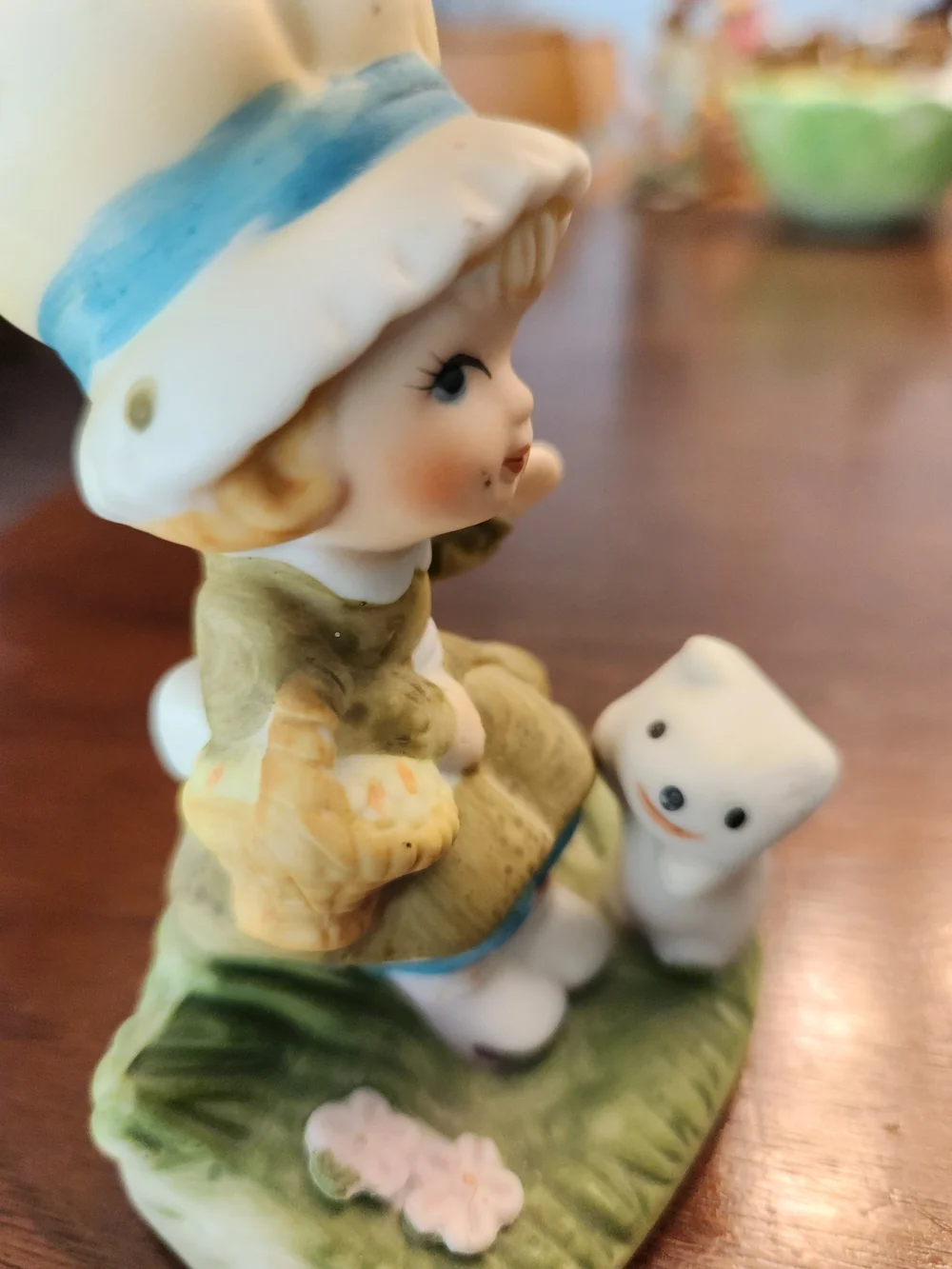 Homco Porcelain Girl Figurine in Green, Blue and White